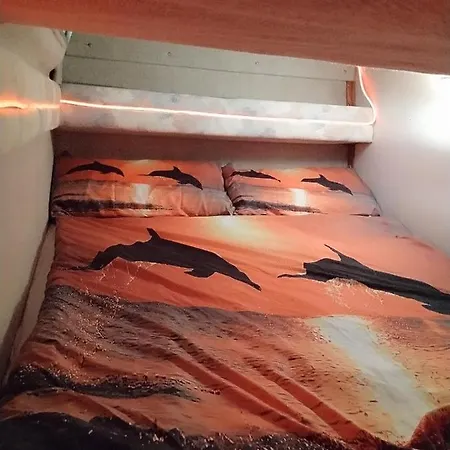 Båthotell Corazon Azul Puerto Calero